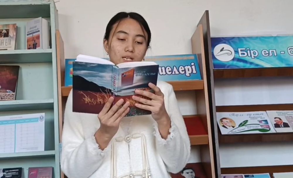 Т.Әбдікұлы «Оң қол» мәнерлеп оқу